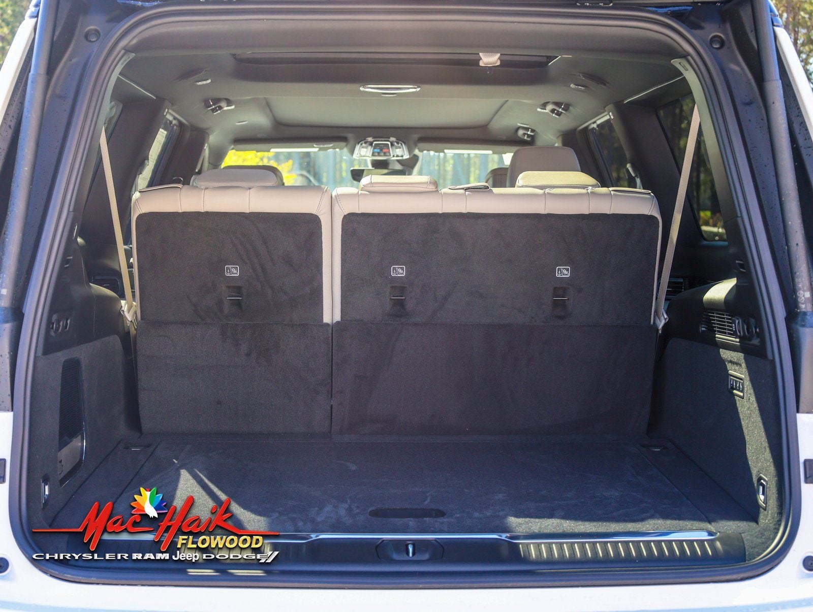 2026 Jeep Grand Wagoneer L Summit Obsidian