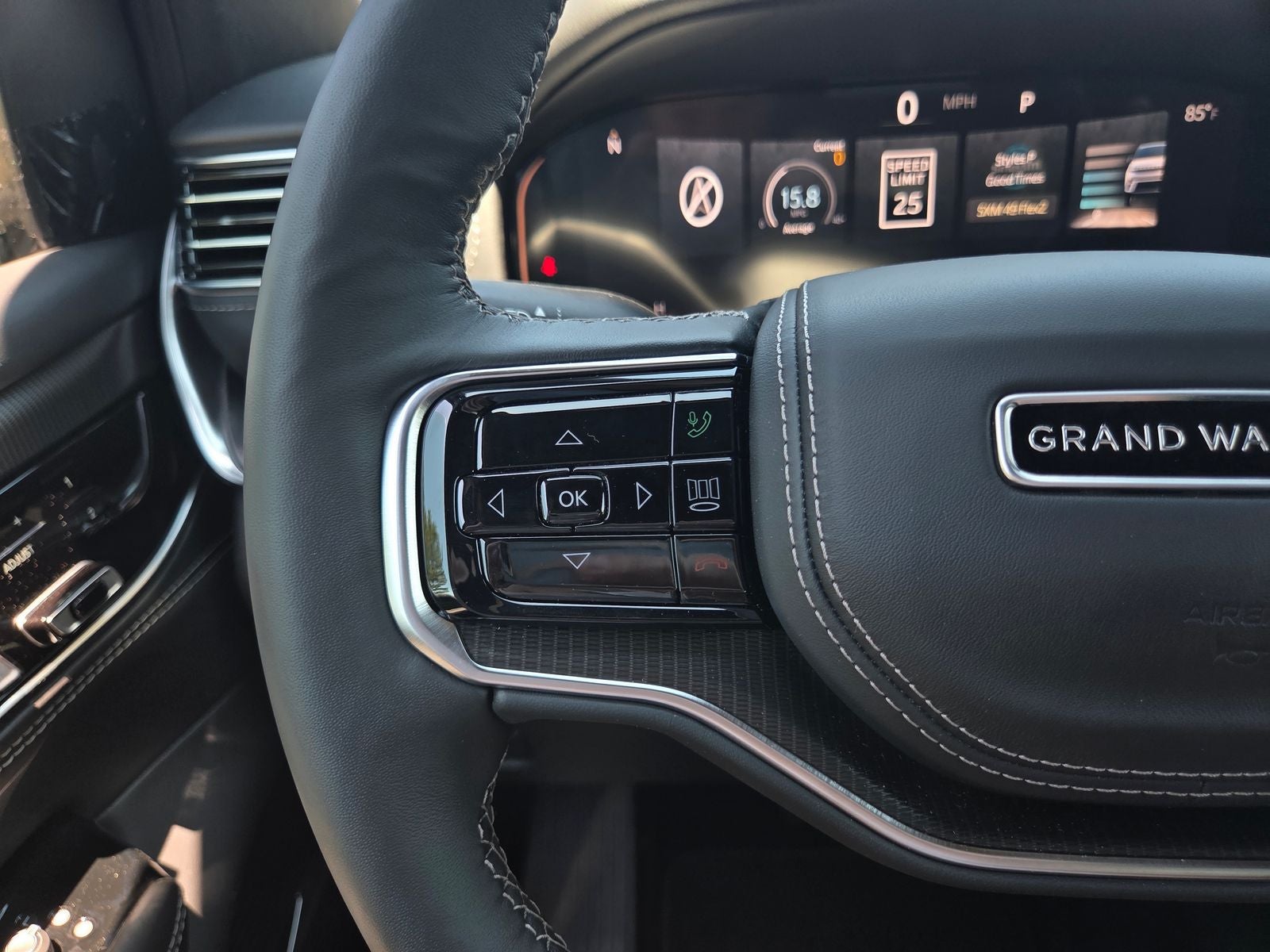 2026 Jeep Grand Wagoneer L Summit Obsidian