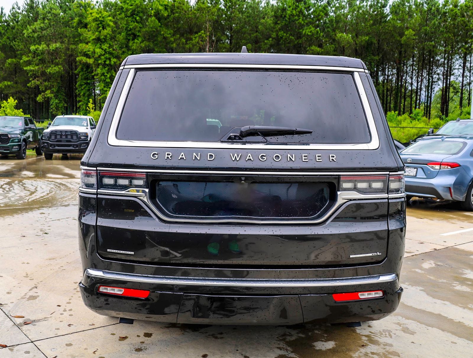 2023 Jeep Grand Wagoneer L Series II