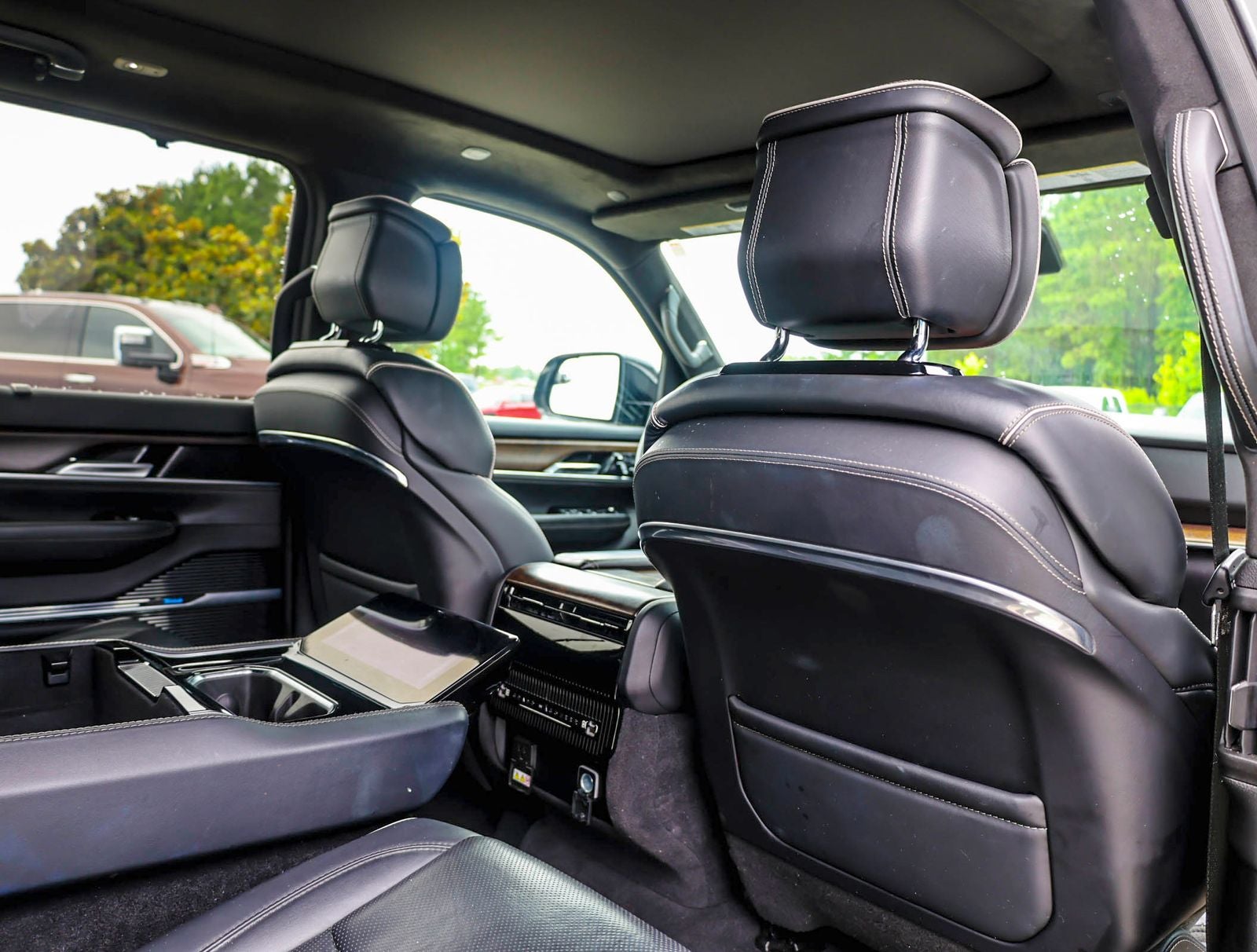 2023 Jeep Grand Wagoneer L Series II