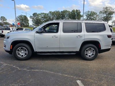 2024 Jeep Wagoneer Base