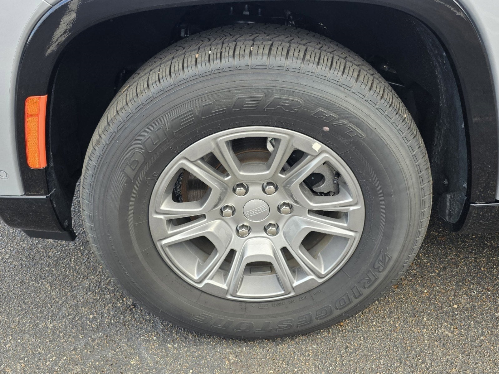 2024 Jeep Wagoneer Base