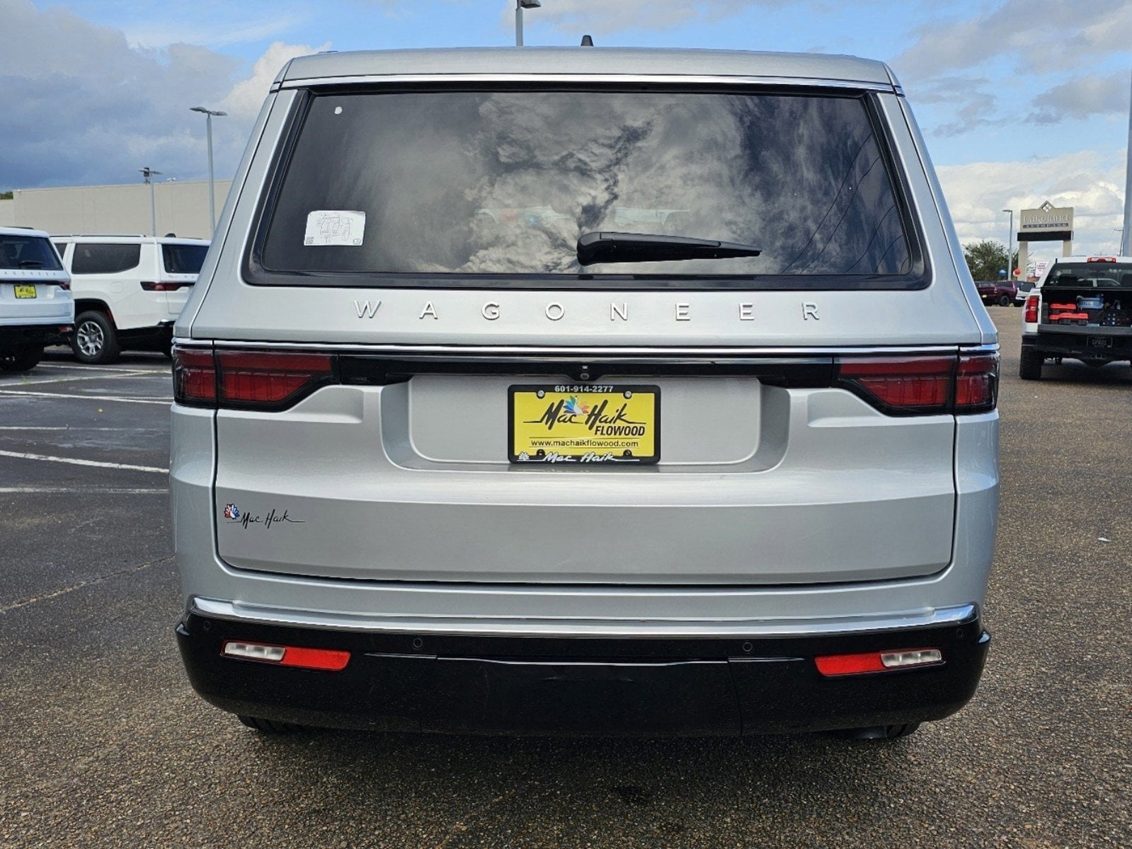 2024 Jeep Wagoneer Base