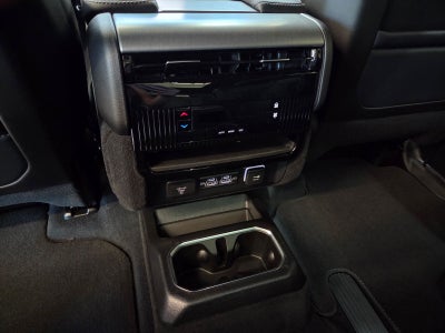 2026 Jeep Grand Wagoneer Base