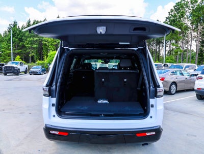 2026 Jeep Grand Wagoneer Base
