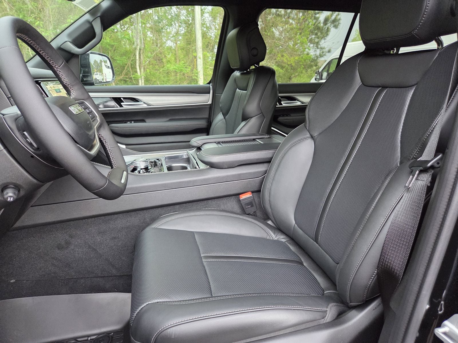 2026 Jeep Grand Wagoneer Upland