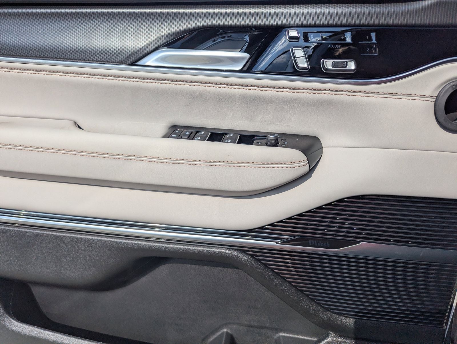 2026 Jeep Grand Wagoneer Summit Obsidian