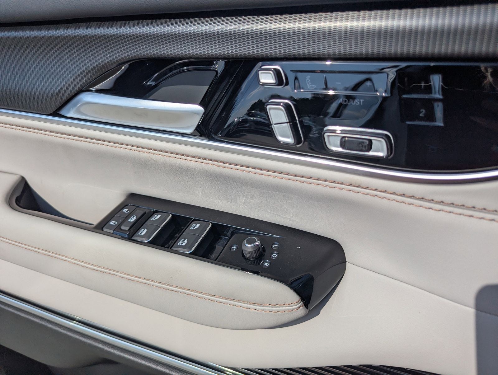 2026 Jeep Grand Wagoneer Summit Obsidian