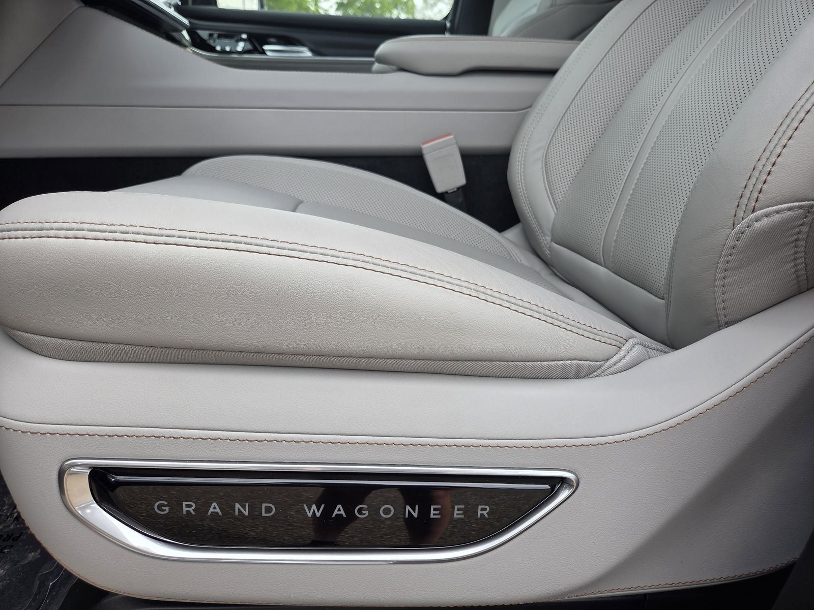 2026 Jeep Grand Wagoneer Summit Obsidian