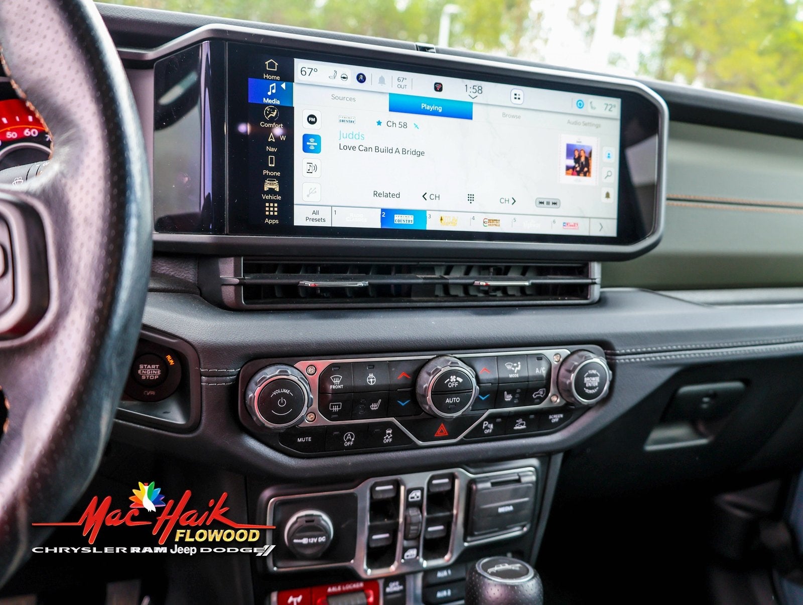 2024 Jeep Gladiator Mojave X