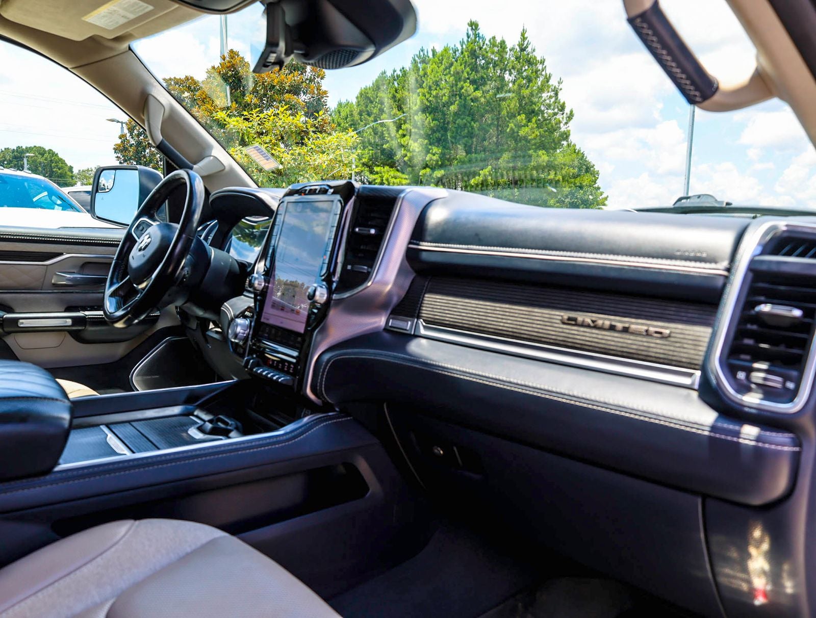 2023 RAM 1500 Limited
