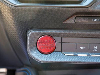 2025 Ford Mustang Dark Horse