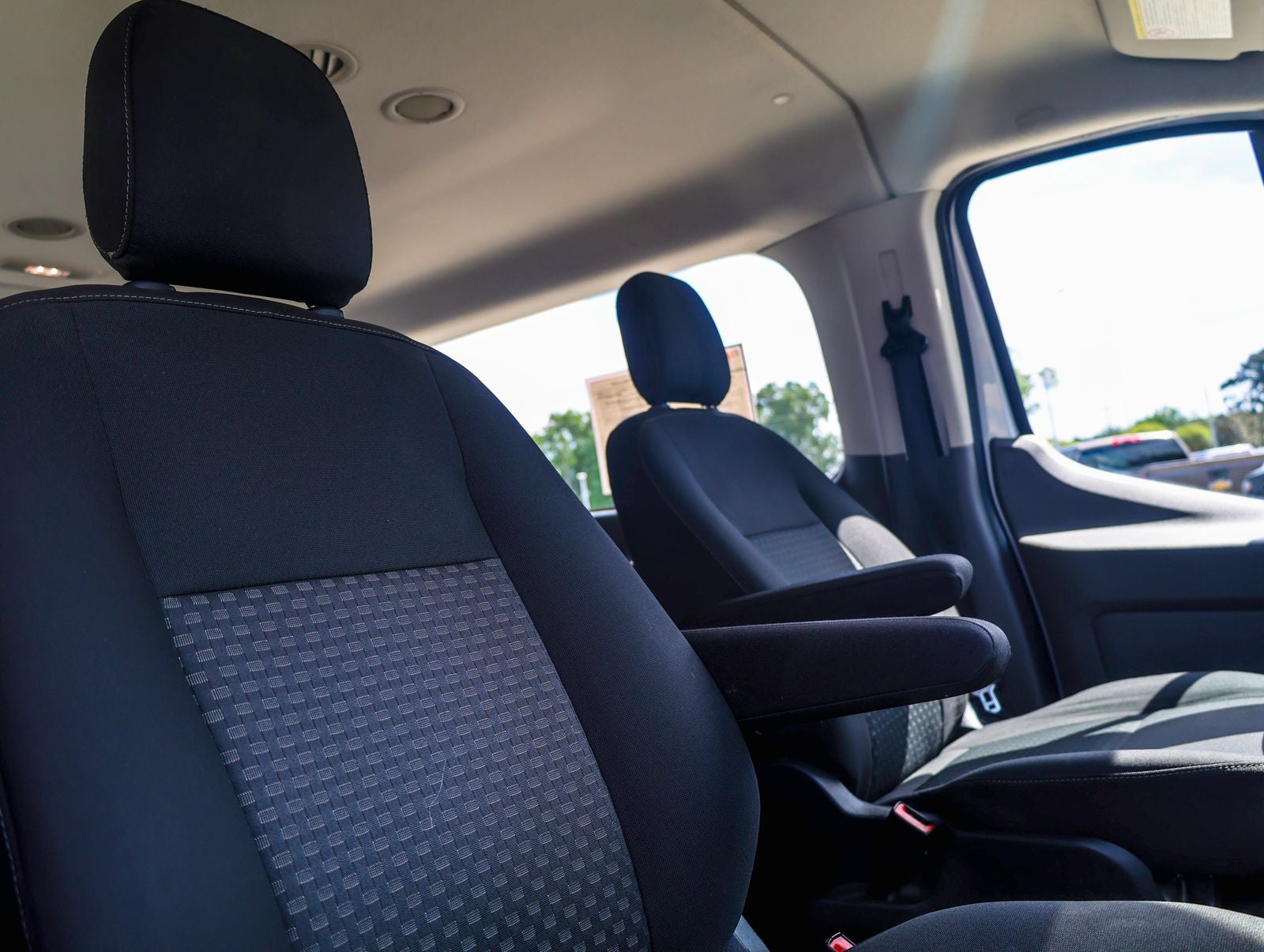 2021 Ford Transit-350 XLT 12 Passenger