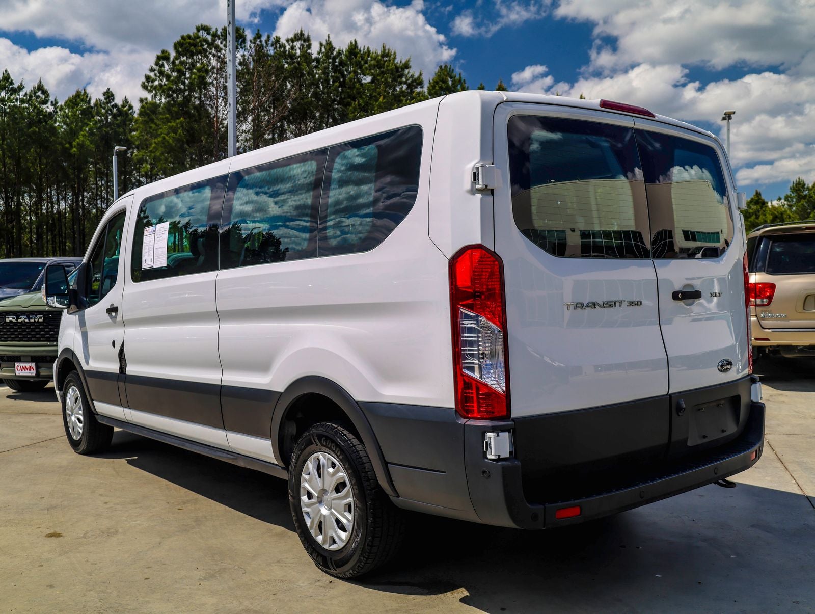 2021 Ford Transit-350 XLT 12 Passenger