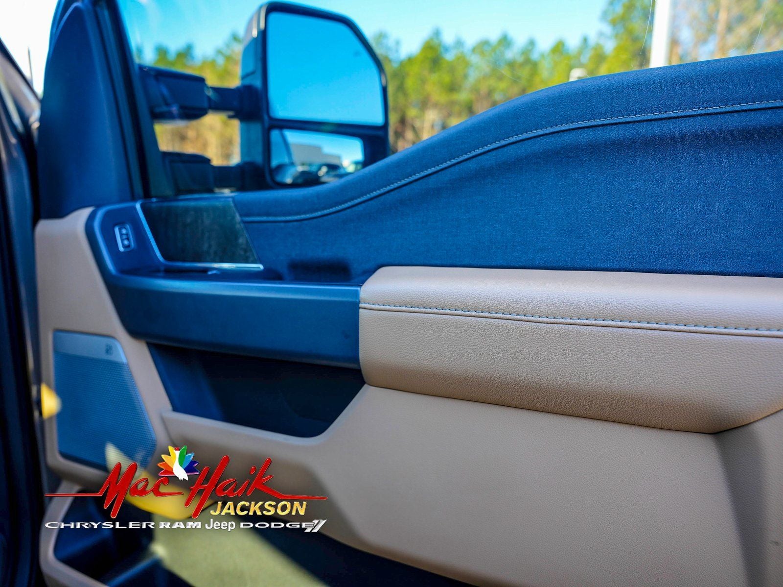 2023 Ford F-350SD Lariat DRW