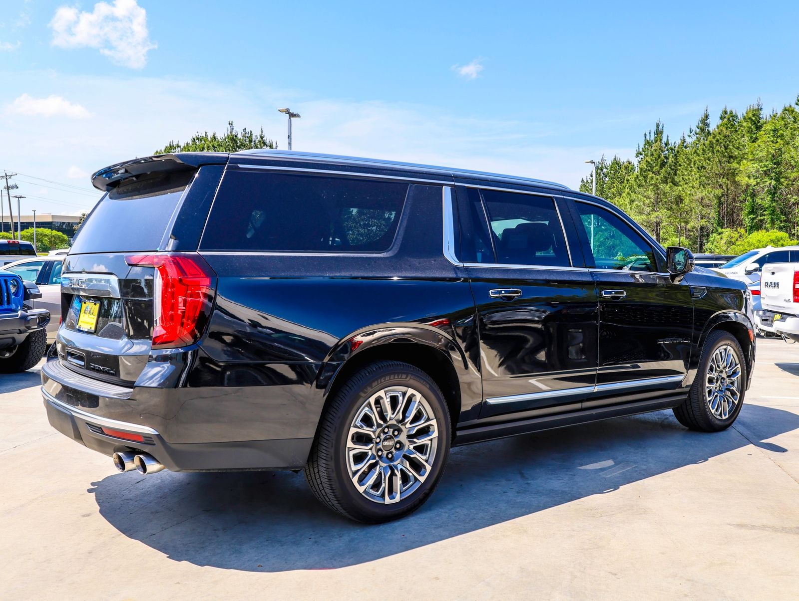 2021 GMC Yukon XL Denali Ultimate