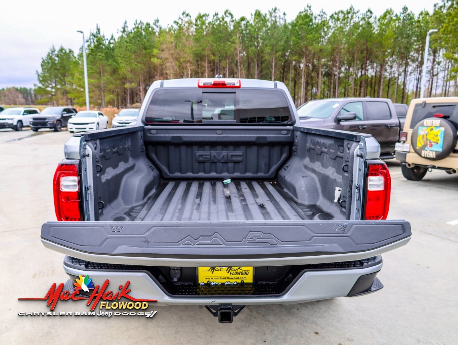2024 GMC Canyon AT4