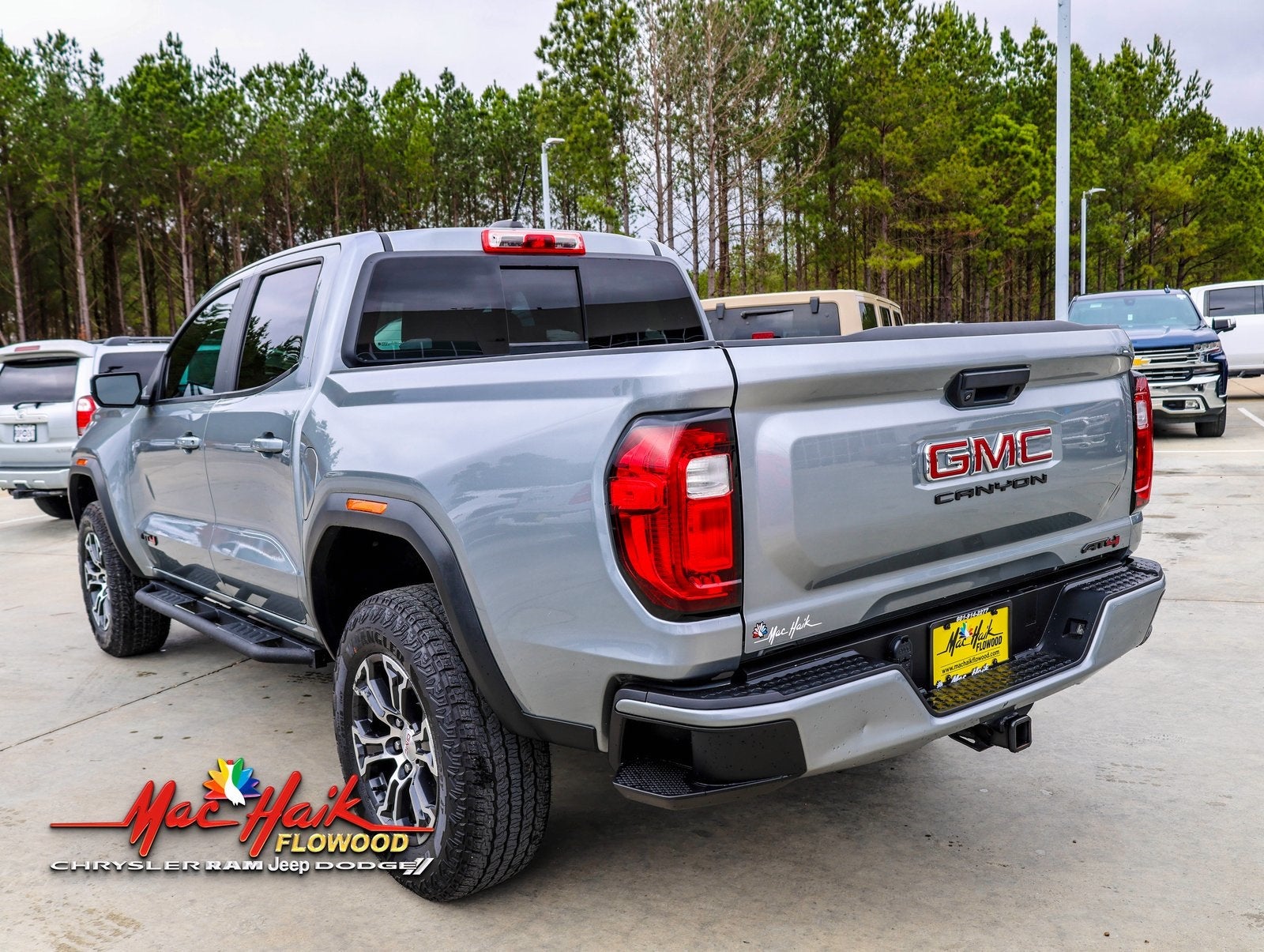 2024 GMC Canyon AT4