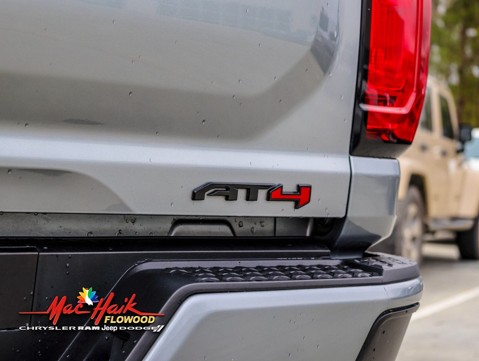 2024 GMC Canyon AT4