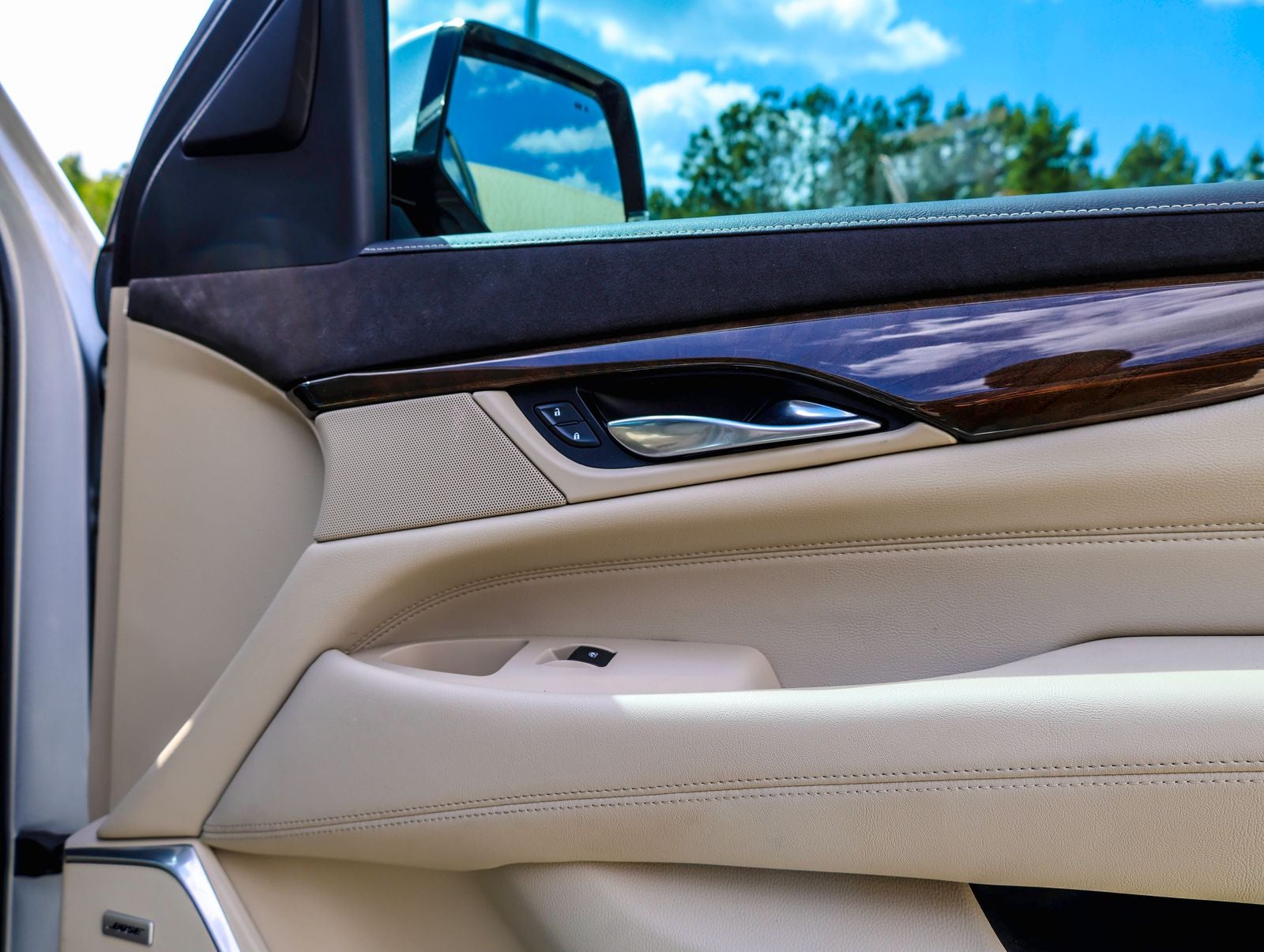2020 Cadillac Escalade Luxury