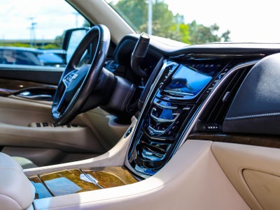 2020 Cadillac Escalade Luxury