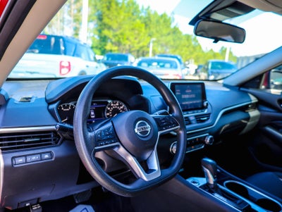 2021 Nissan Altima 2.5 SV