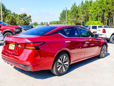 2021 Nissan Altima 2.5 SV