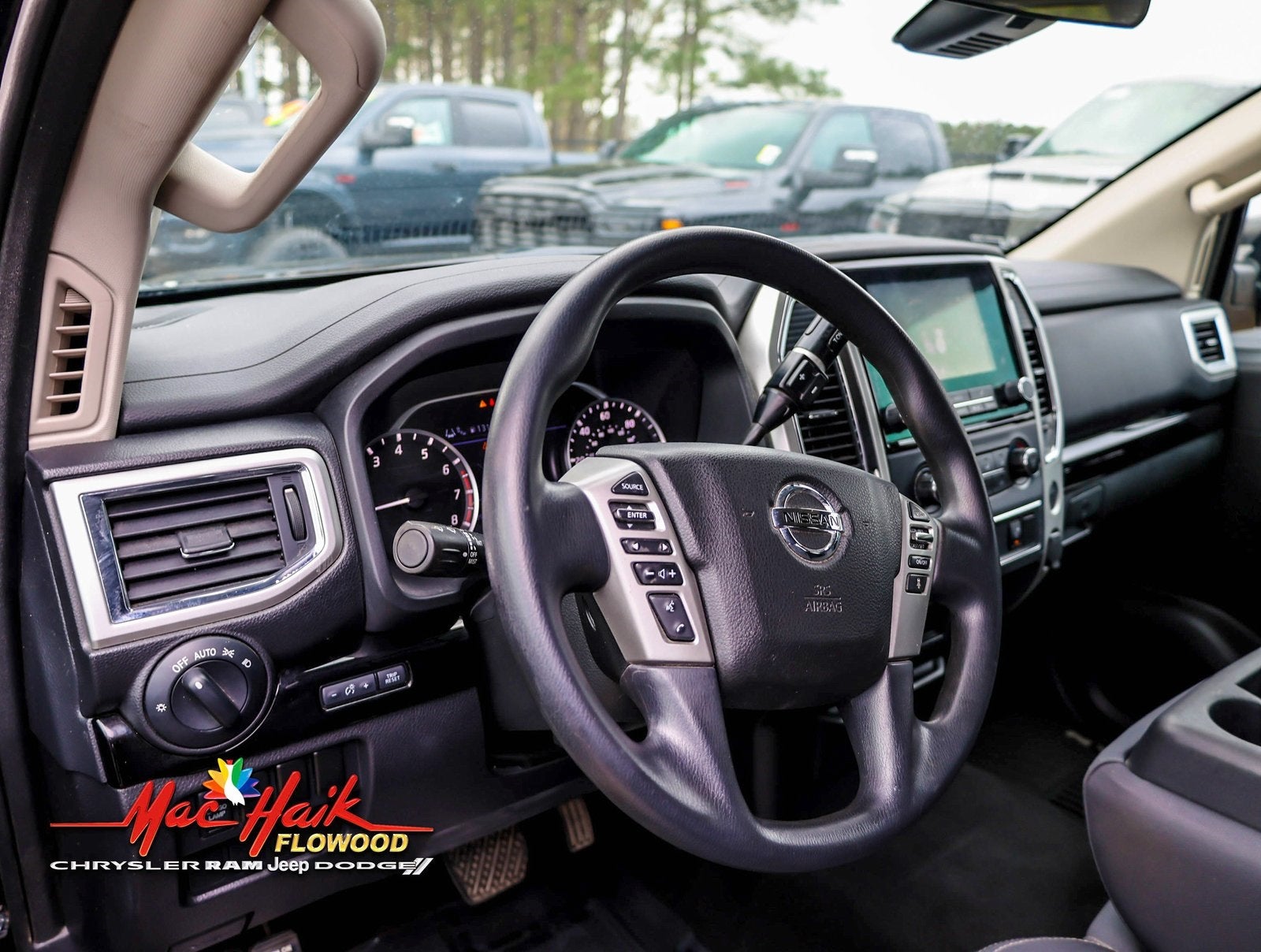 2020 Nissan Titan SV