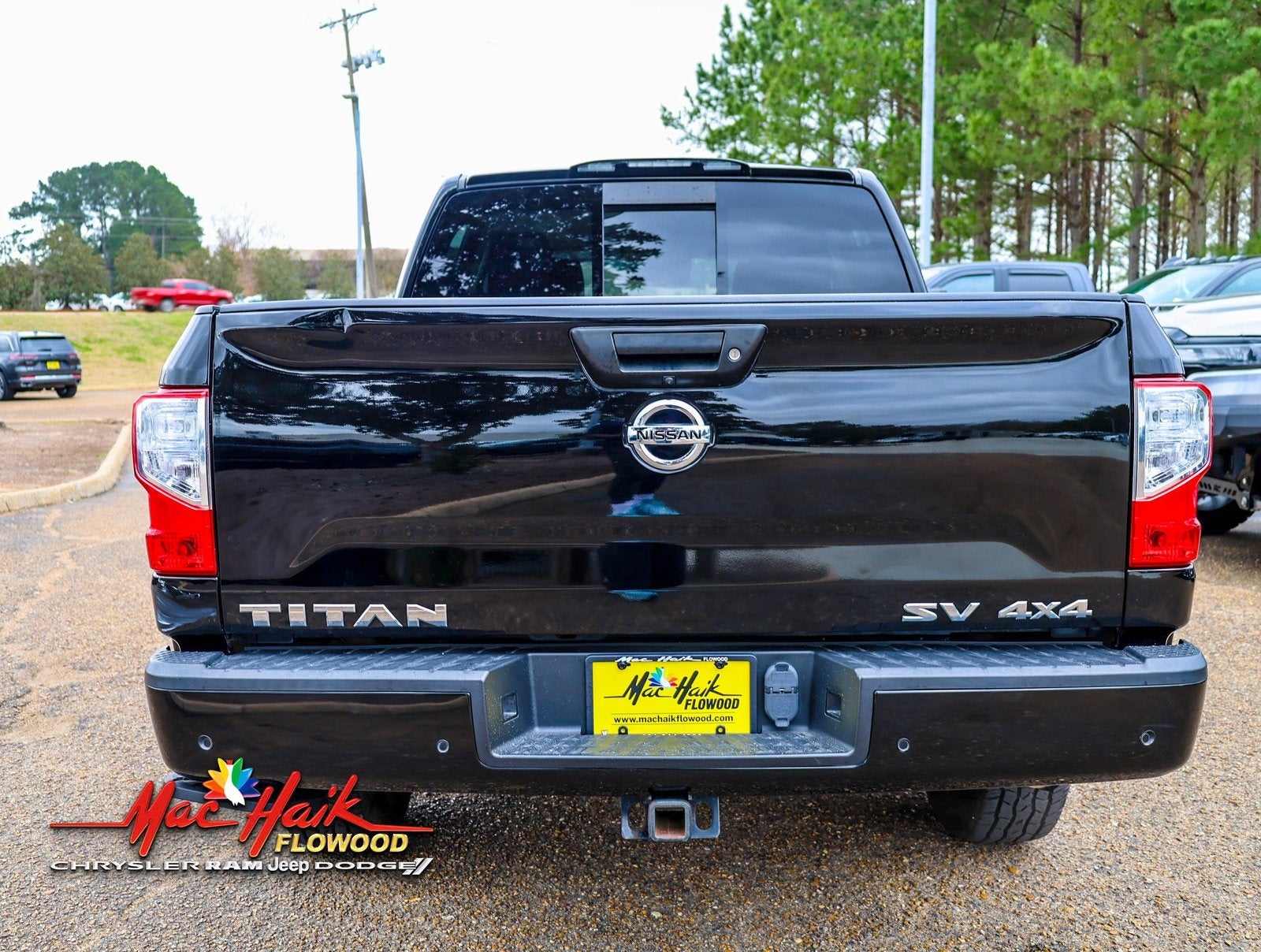 2020 Nissan Titan SV