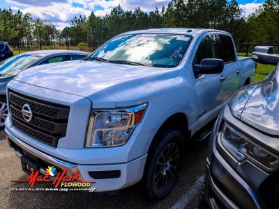 2021 Nissan Titan SV