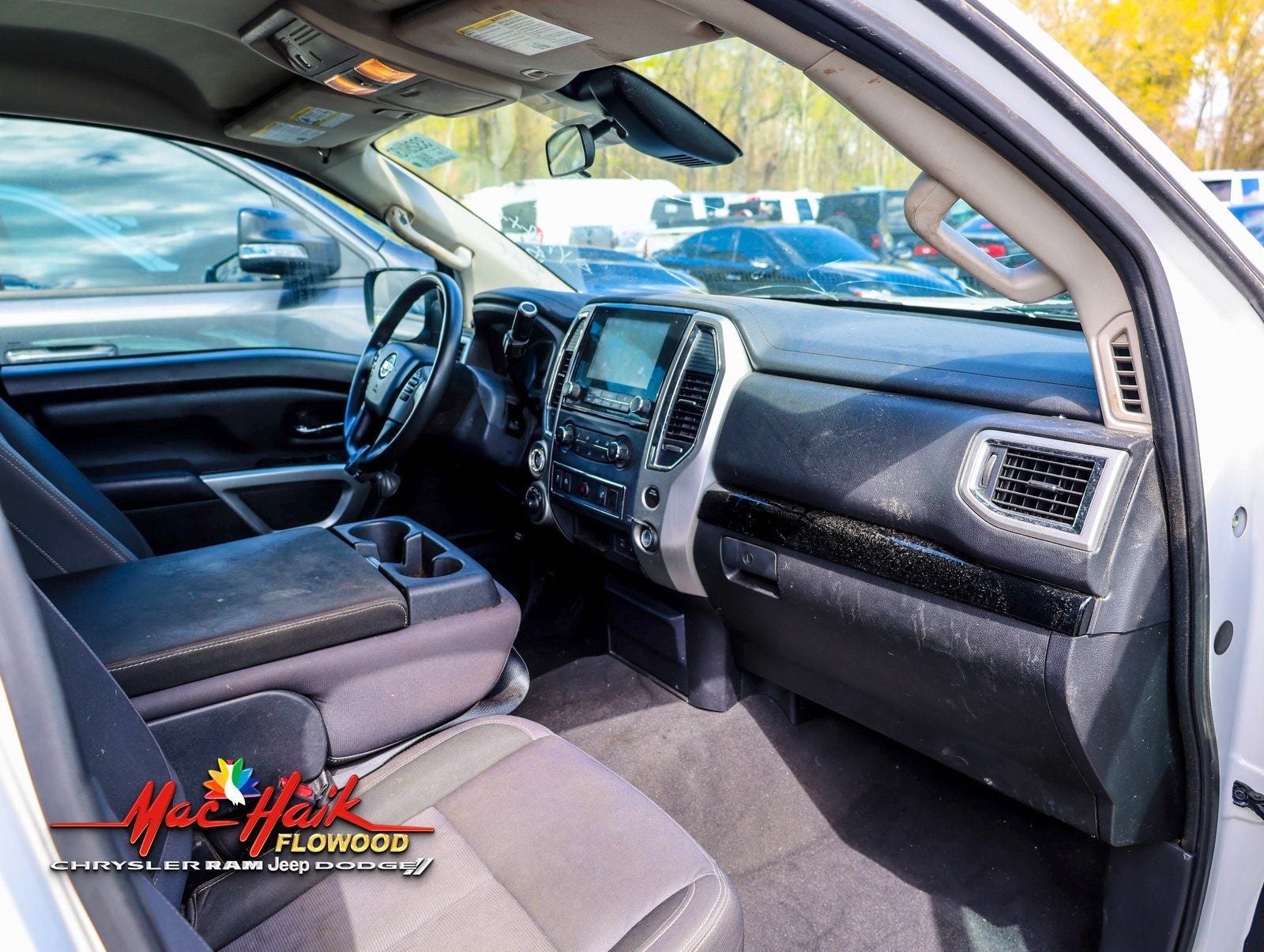 2021 Nissan Titan SV