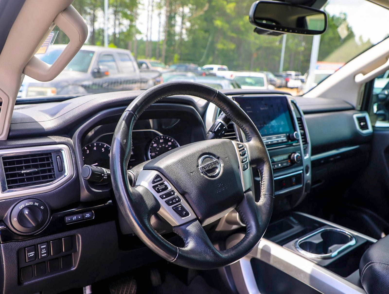 2021 Nissan Titan SV