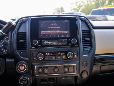 2024 Nissan Titan SV