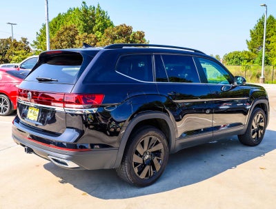 2025 Volkswagen Atlas 2.0T SE w/Technology