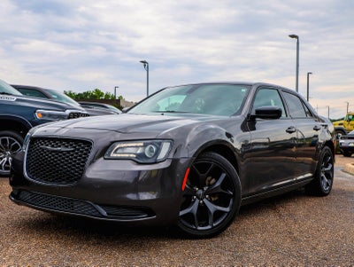 2021 Chrysler 300 Touring