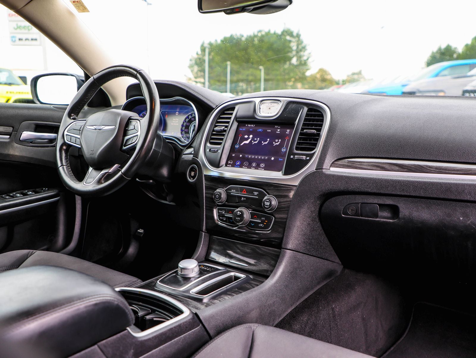 2021 Chrysler 300 Touring