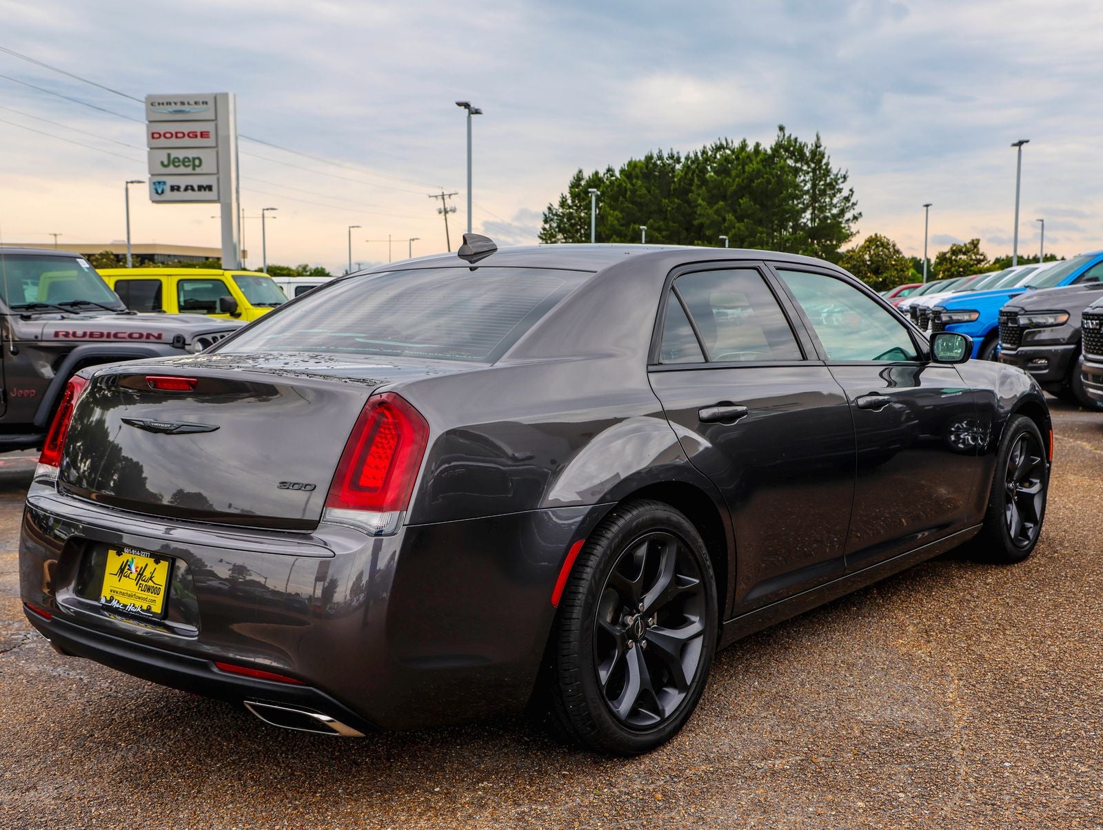 2021 Chrysler 300 Touring