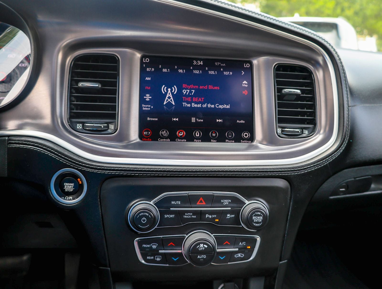 2021 Dodge Charger SXT
