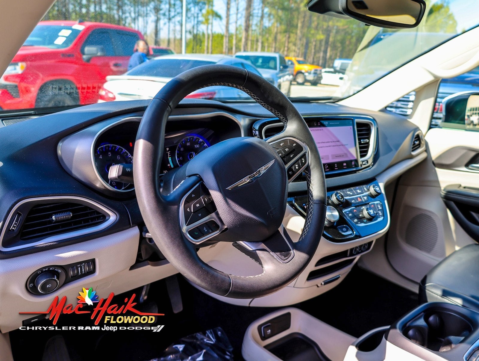 2023 Chrysler Pacifica Touring L