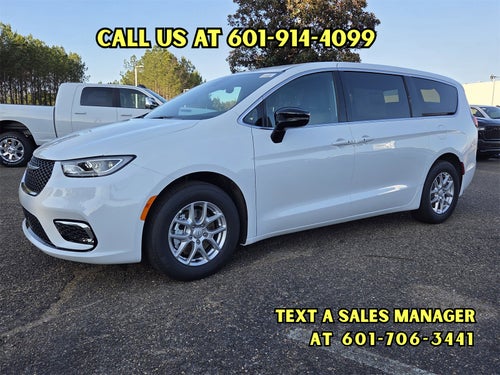 2026 Chrysler Pacifica Select