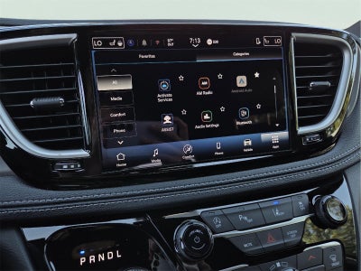 2027 Chrysler Pacifica Select