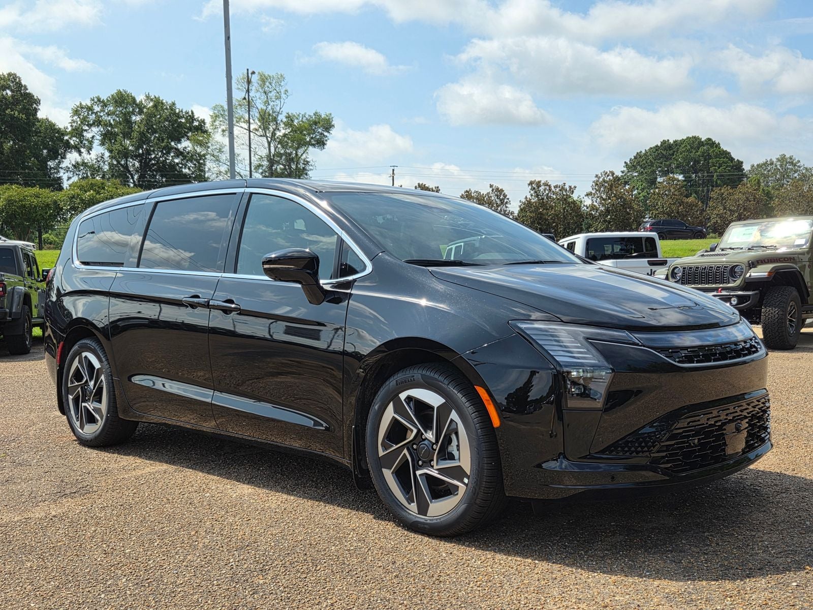 2027 Chrysler Pacifica Limited