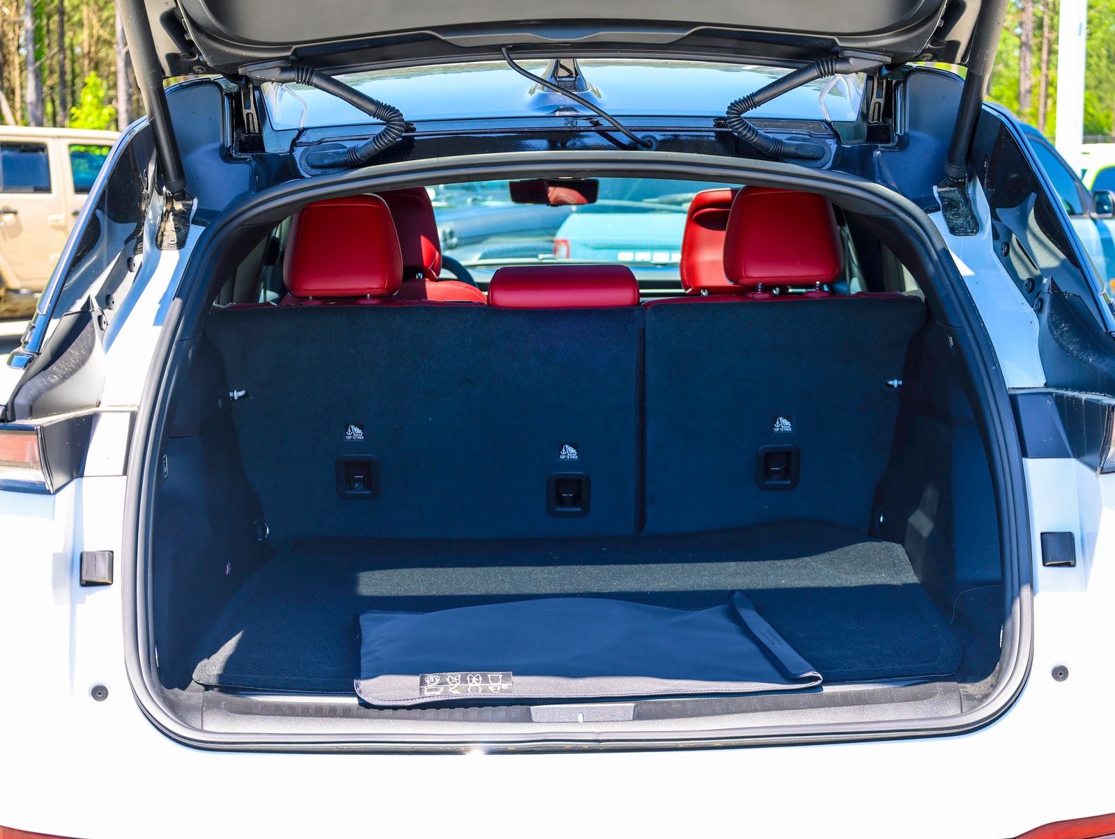 2025 Jeep Wagoneer S Launch Edition