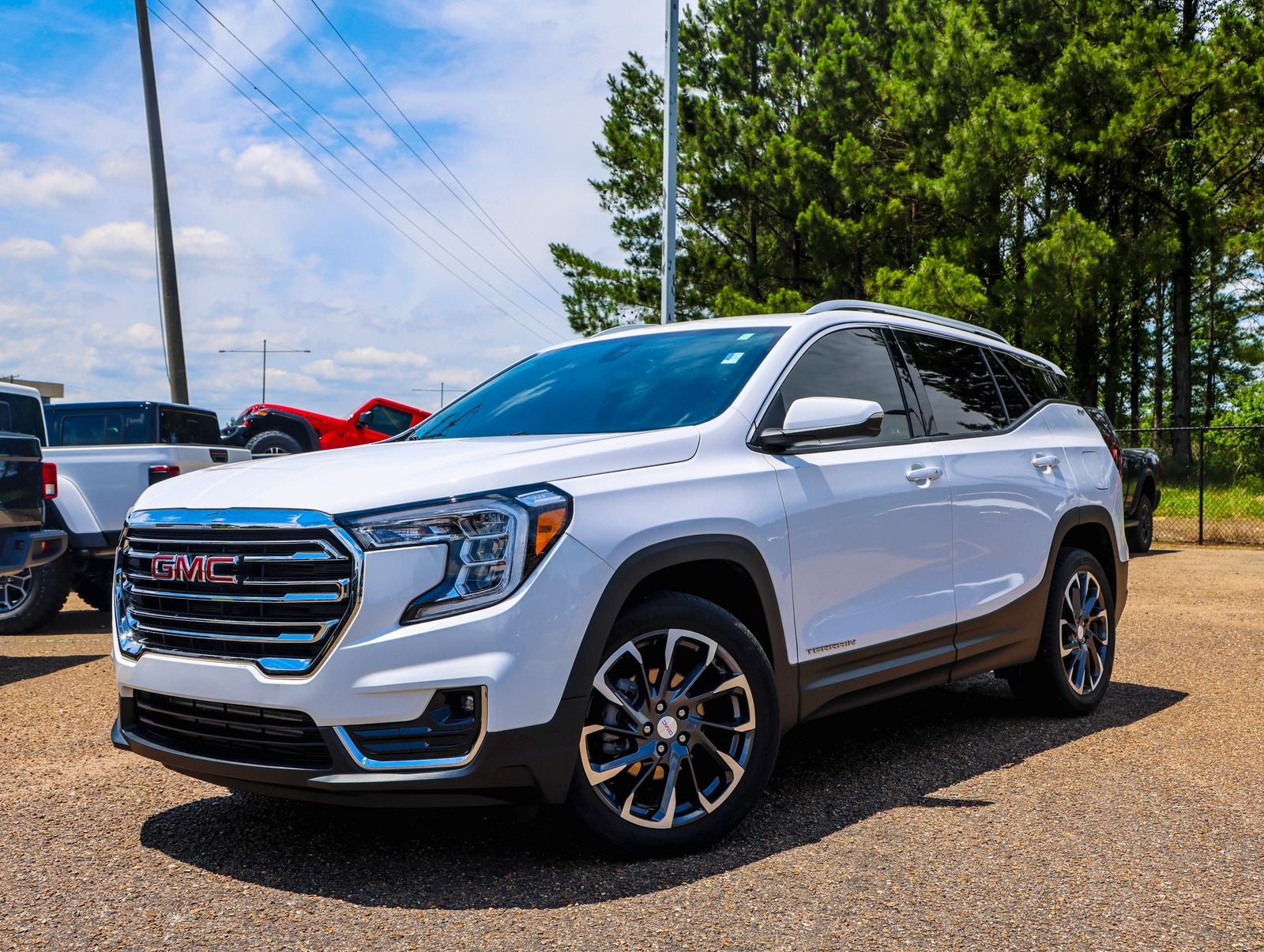 2023 GMC Terrain SLT