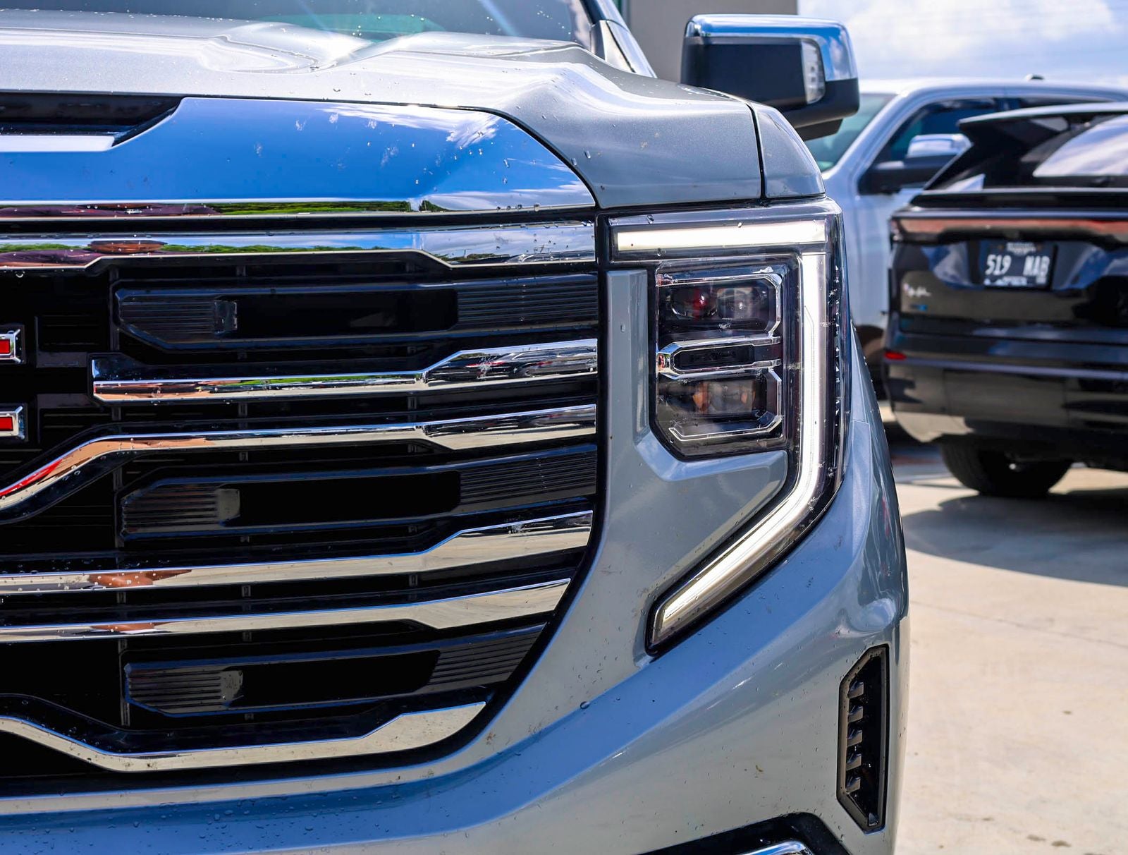 2023 GMC Sierra 1500 SLT