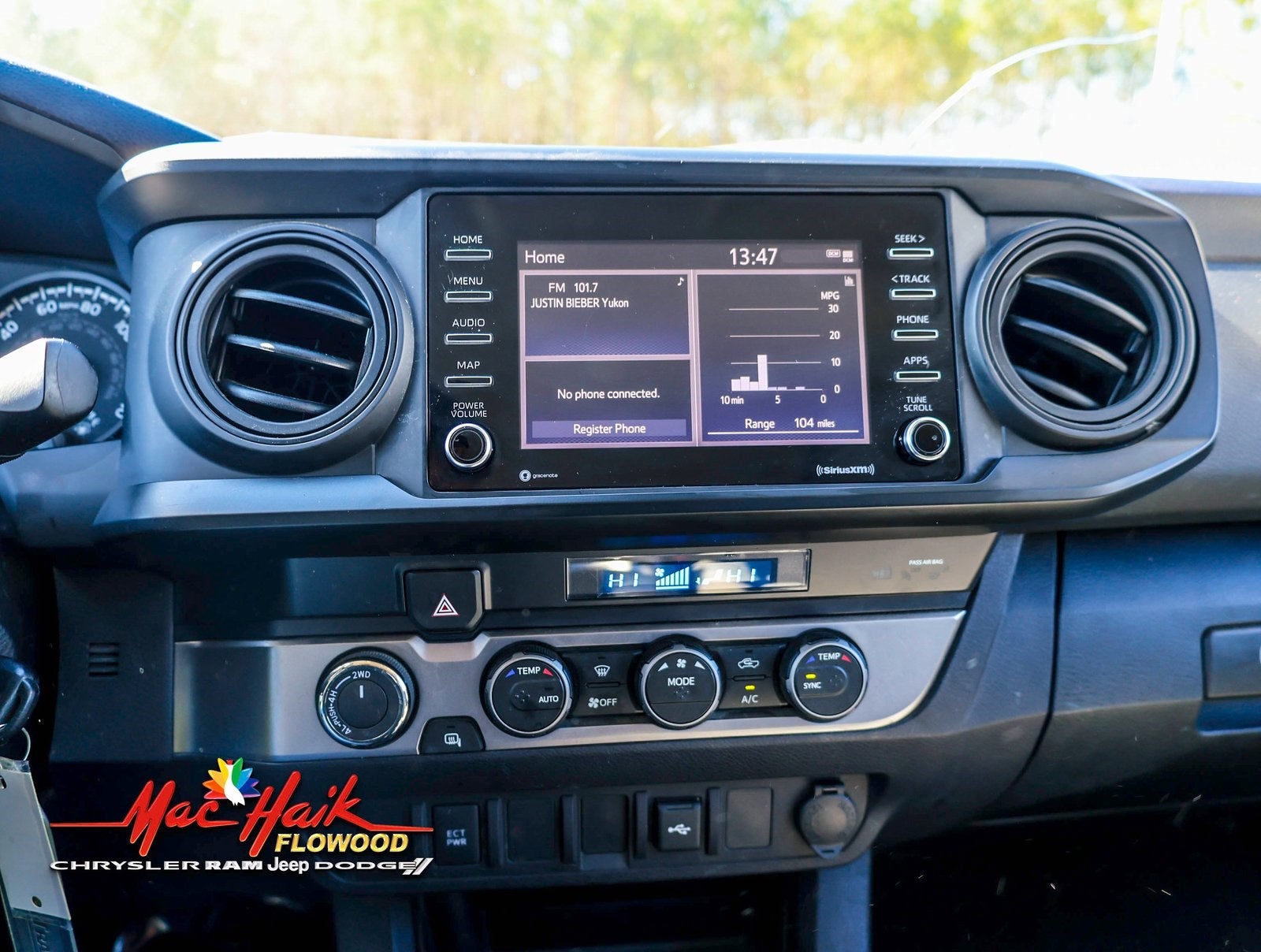 2022 Toyota Tacoma SR V6