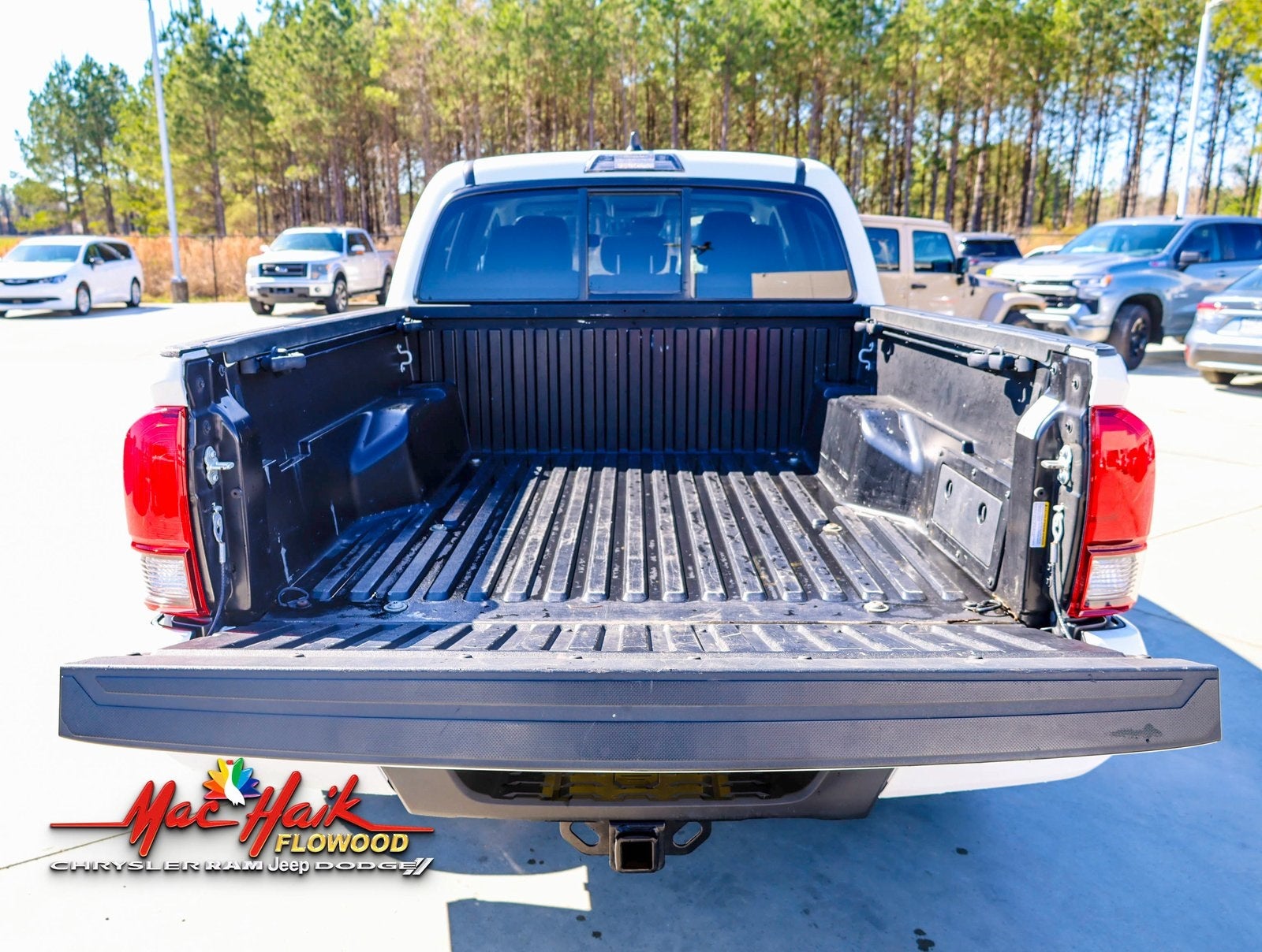 2022 Toyota Tacoma SR V6