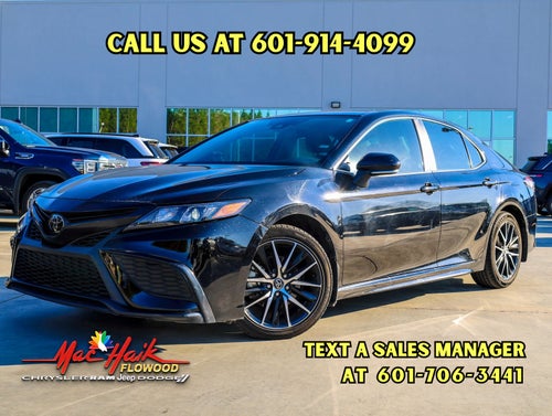 2024 Toyota Camry SE