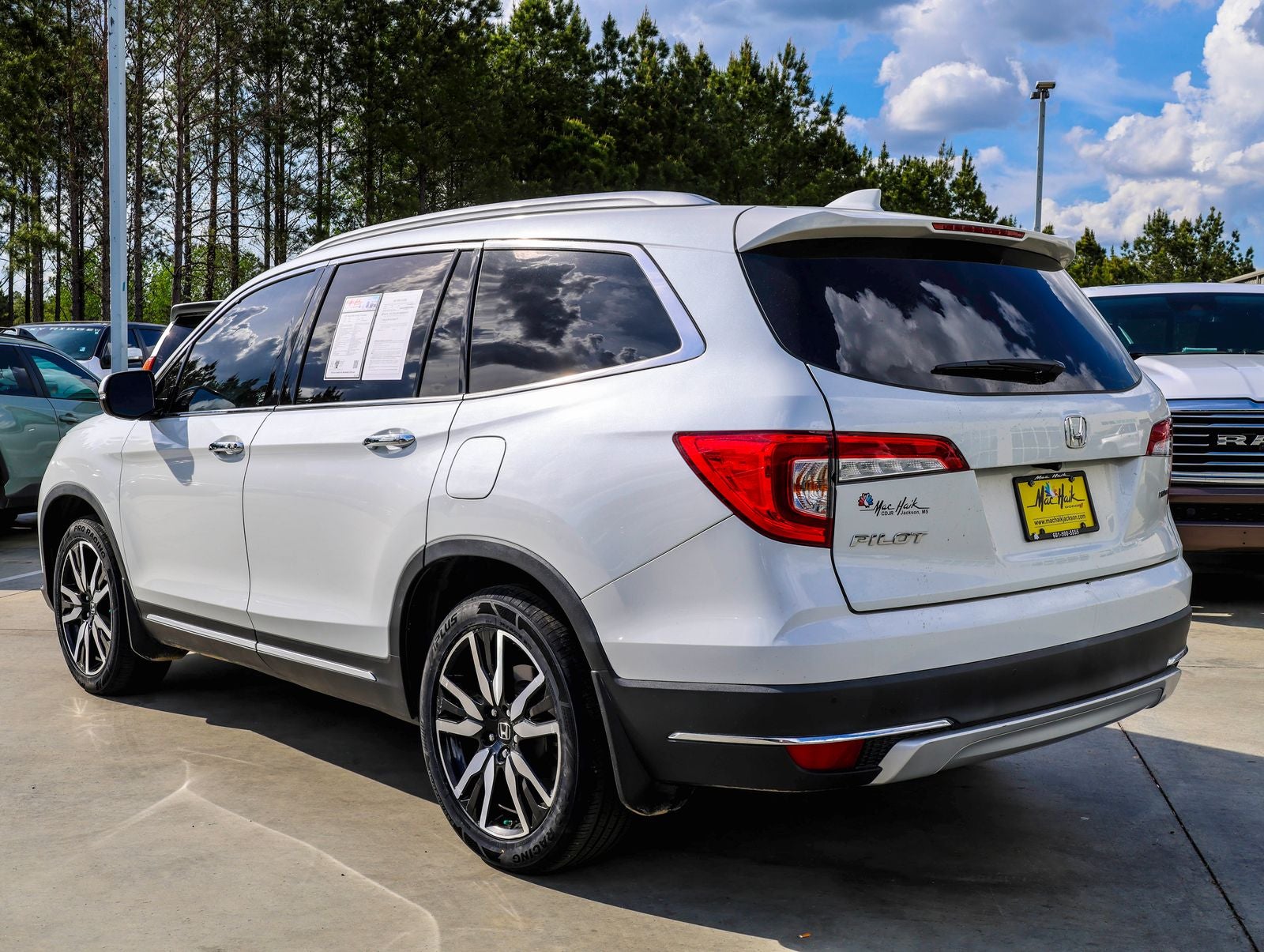 2021 Honda Pilot Touring 8 Passenger