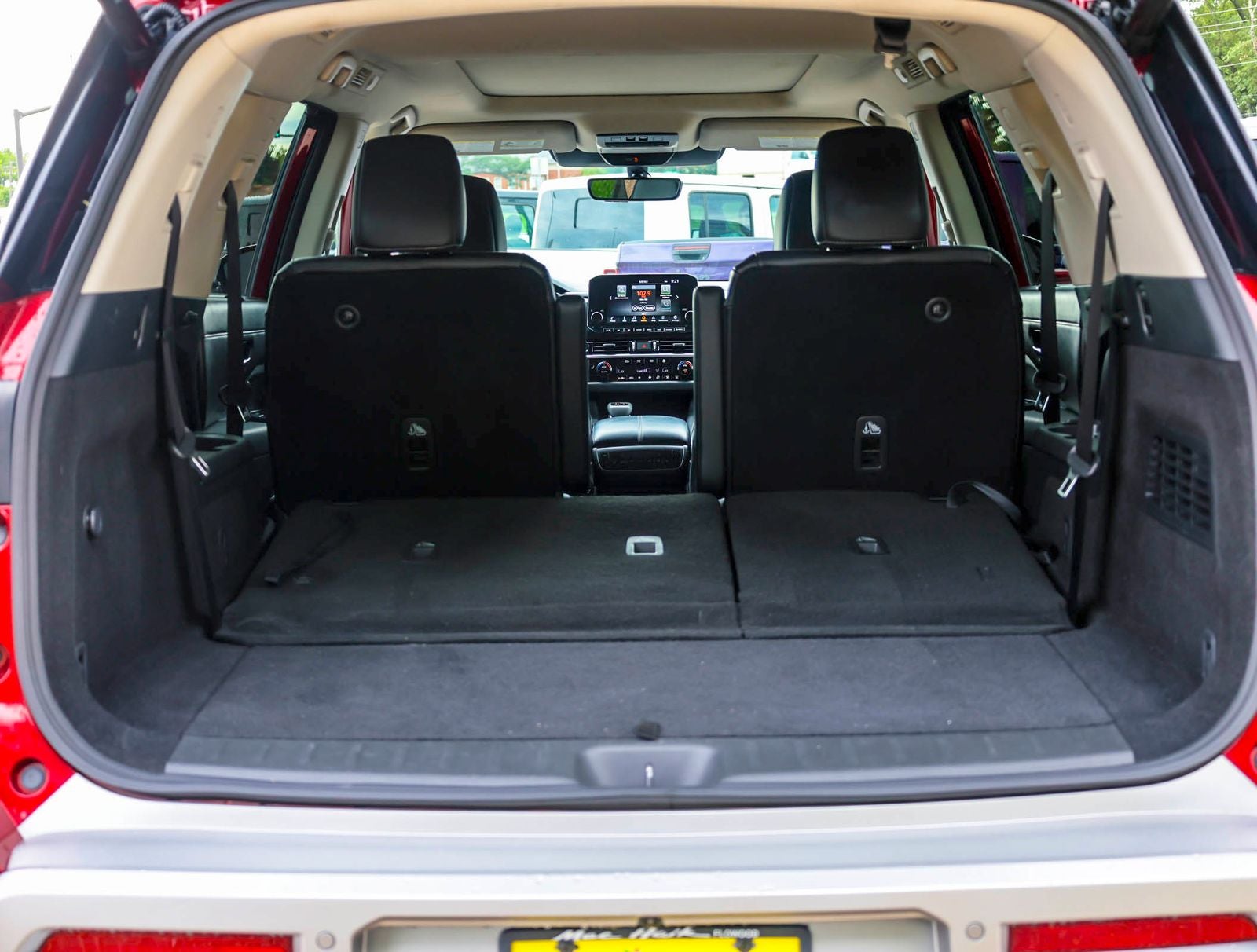 2023 Nissan Pathfinder SL Premium